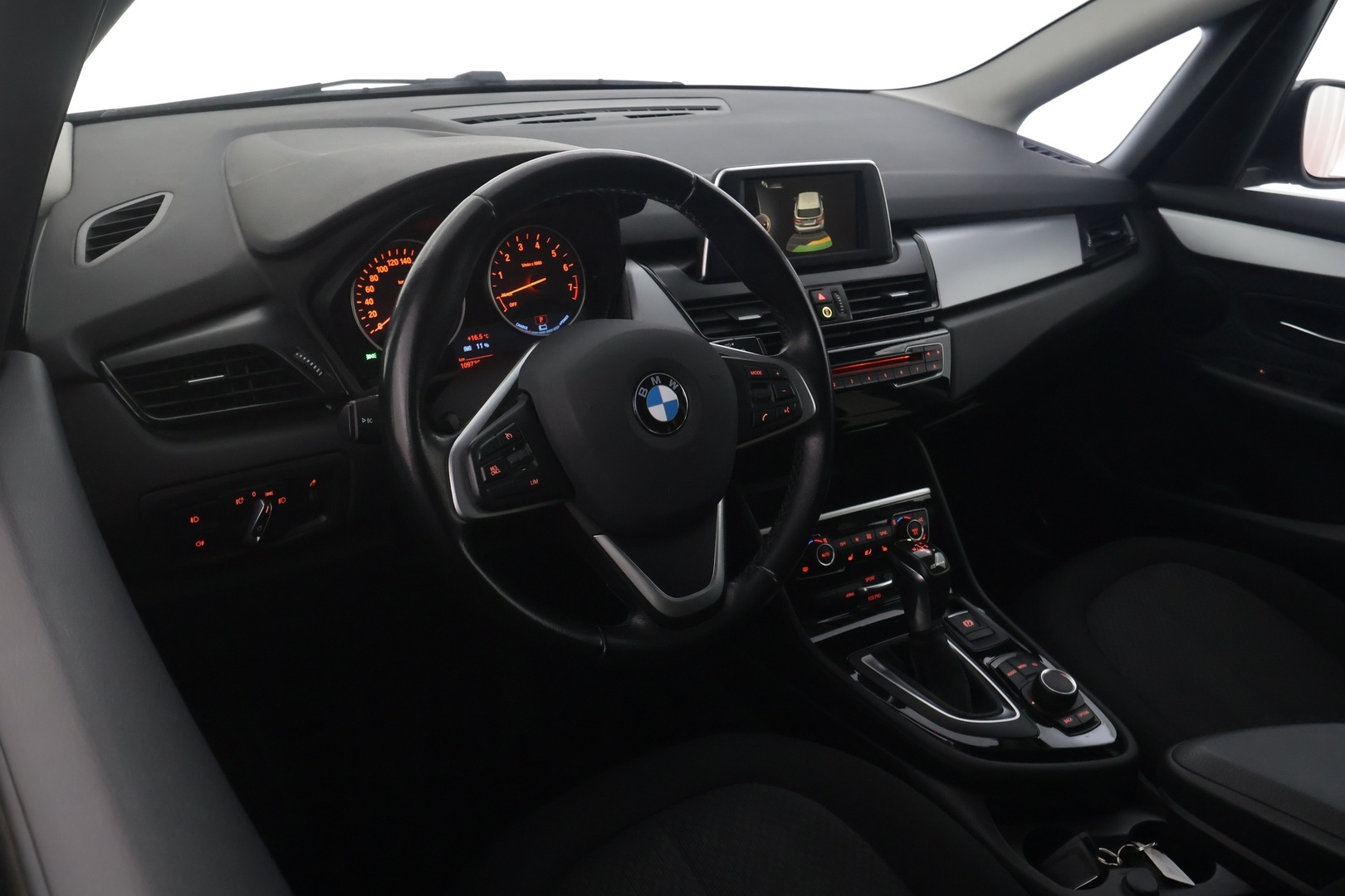 BMW 225 2017