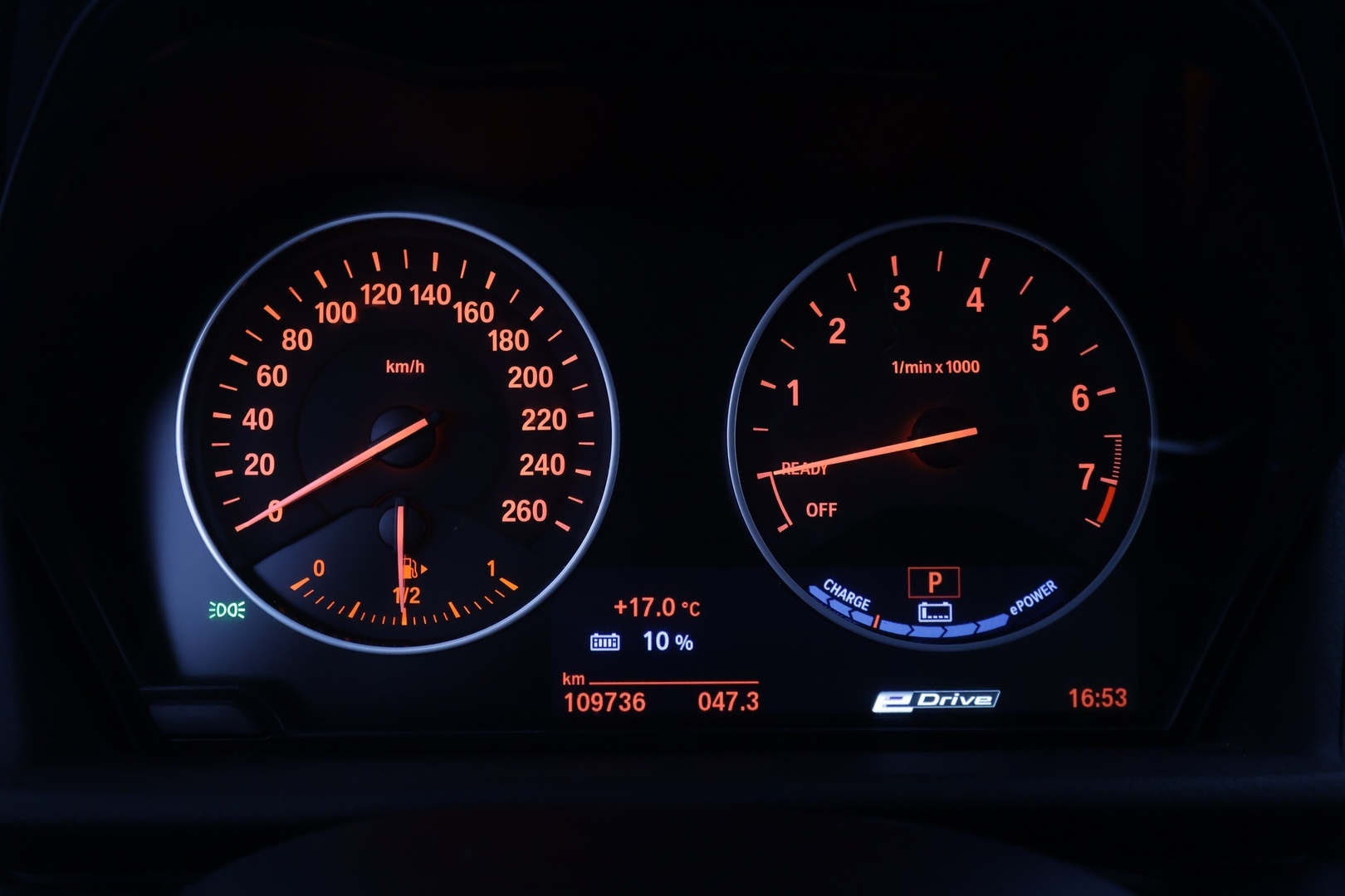 BMW 225 2017