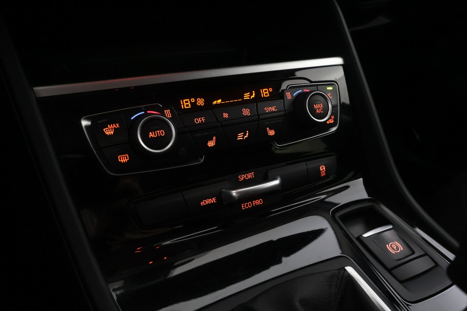 BMW 225 2017