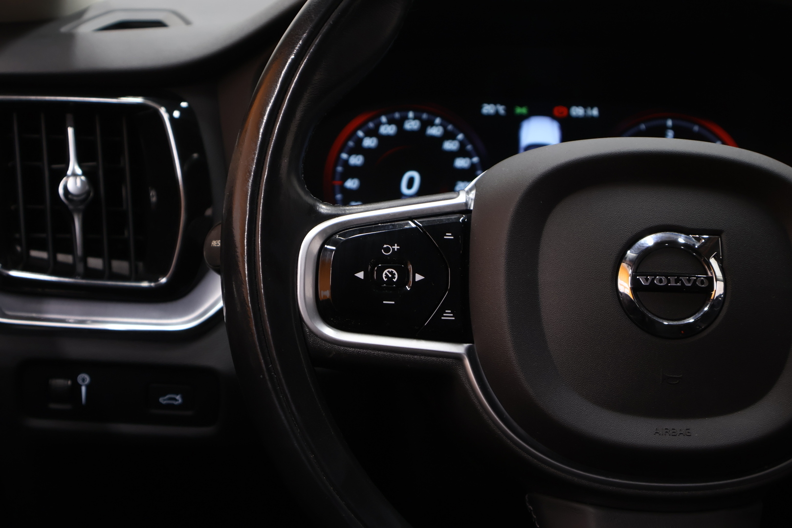 VOLVO V60 Cross Country 2019