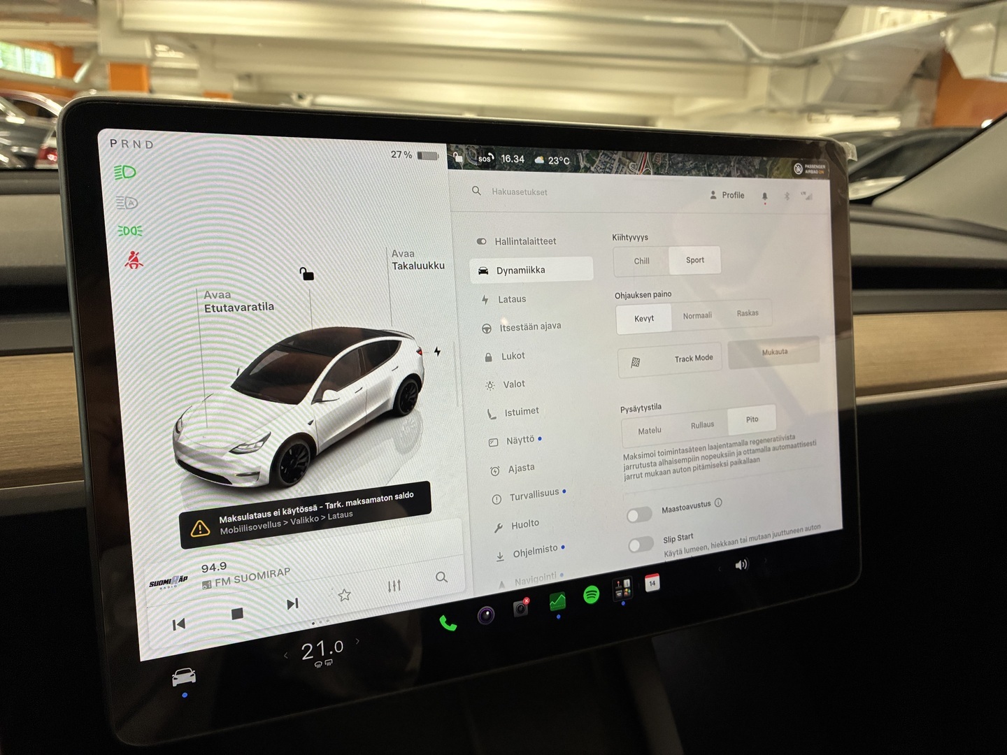 TESLA Model Y 2023