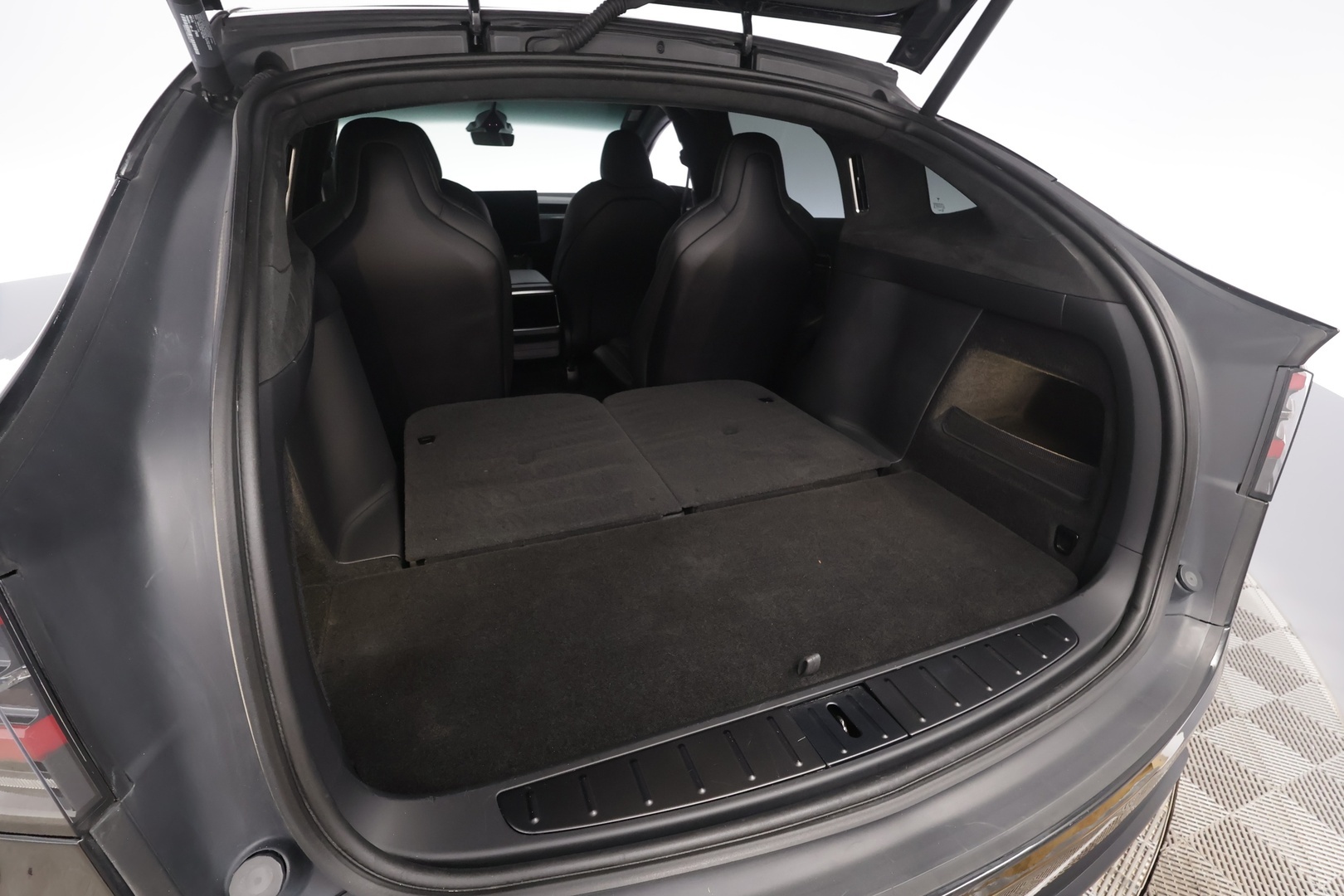 TESLA Model X 2023