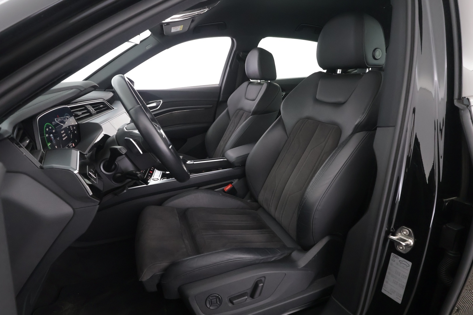 AUDI e-tron 2021