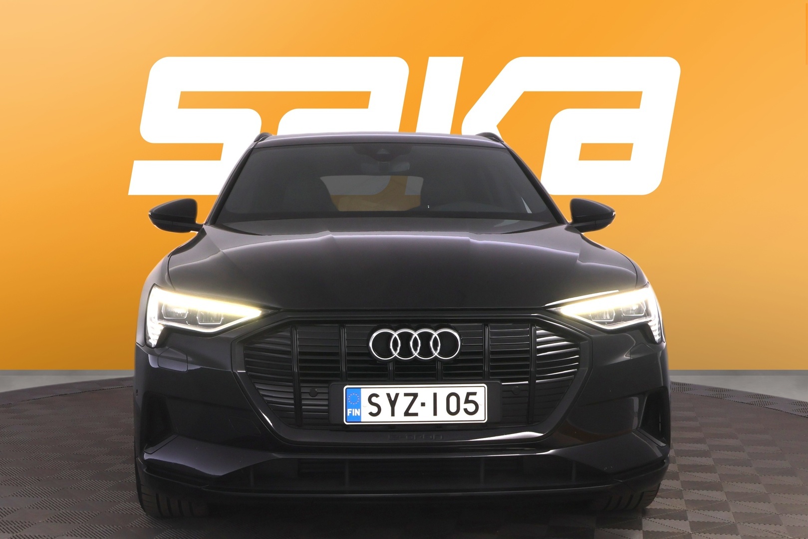 AUDI e-tron 2021