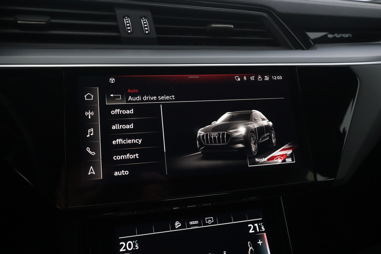 AUDI e-tron 2021