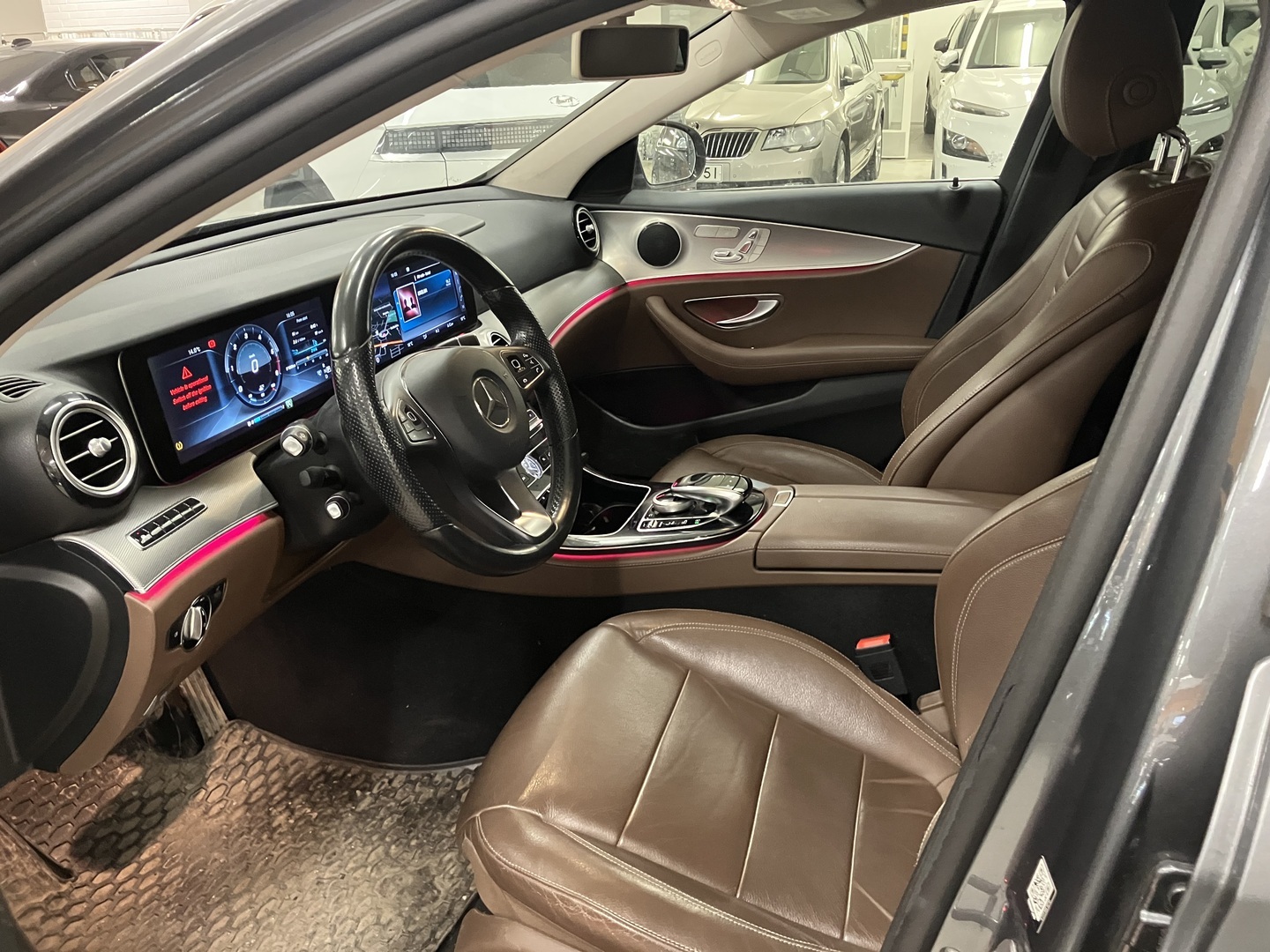 MERCEDES-BENZ E 2017