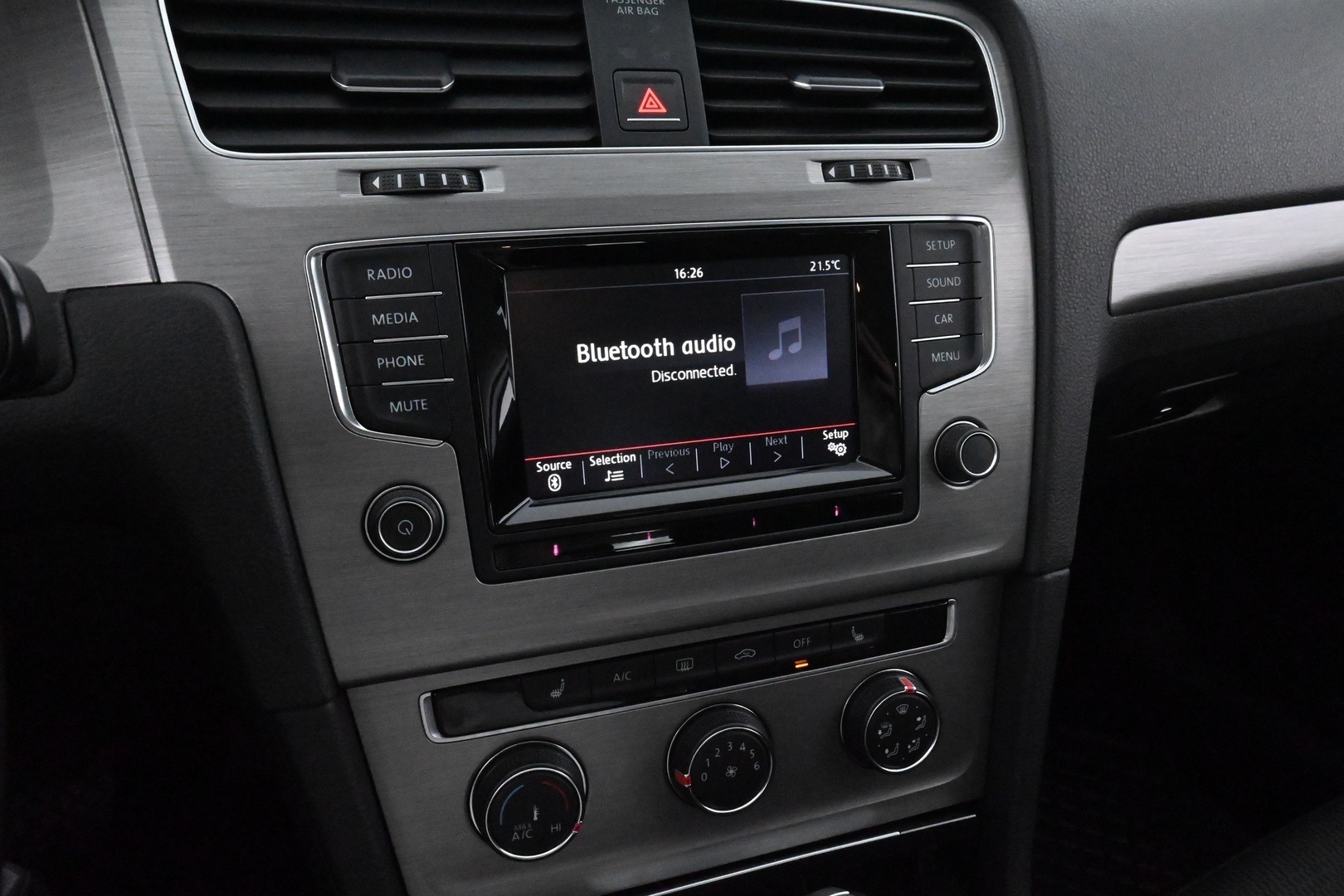 VOLKSWAGEN GOLF 2015