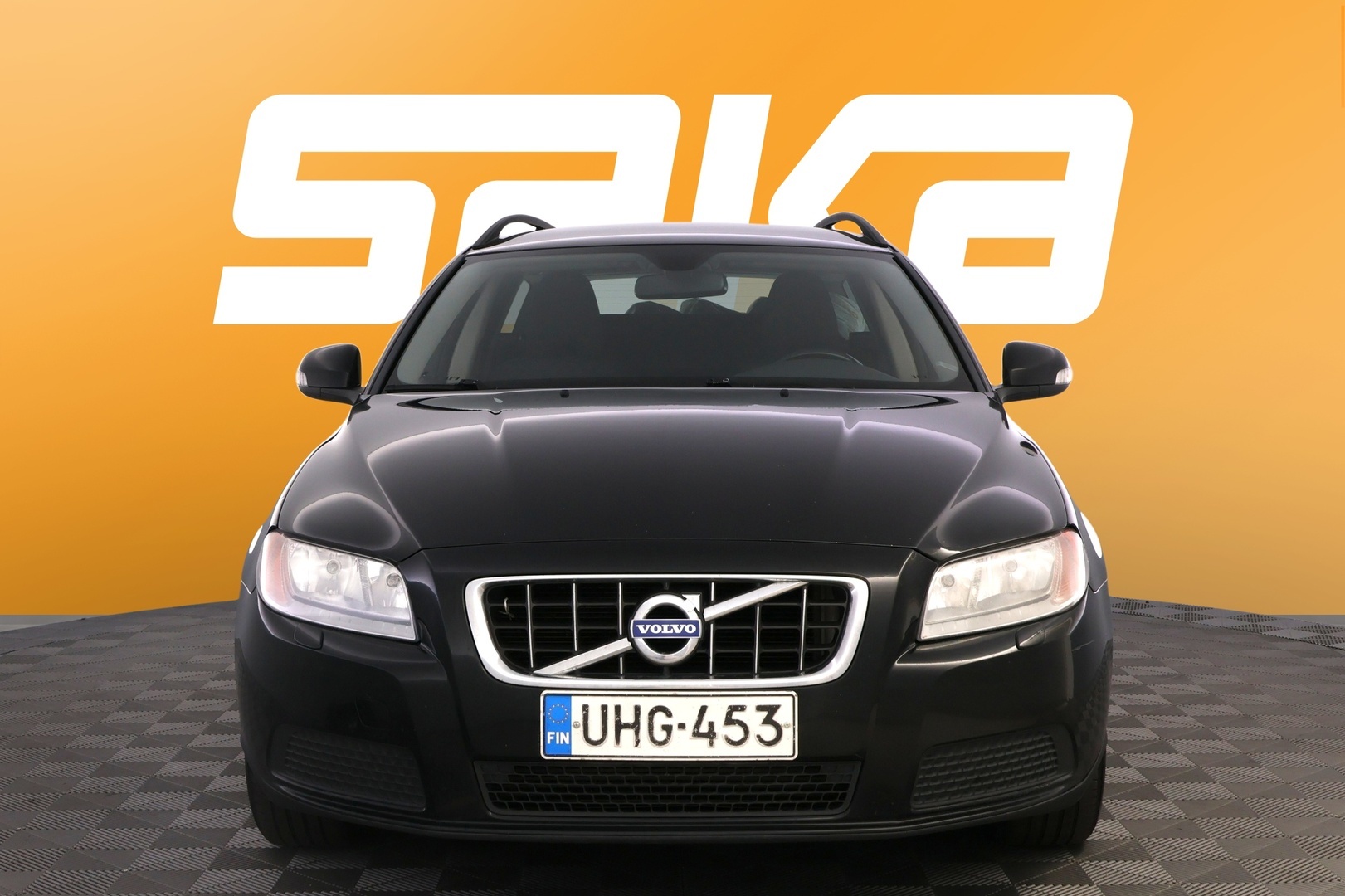 VOLVO V70 2010