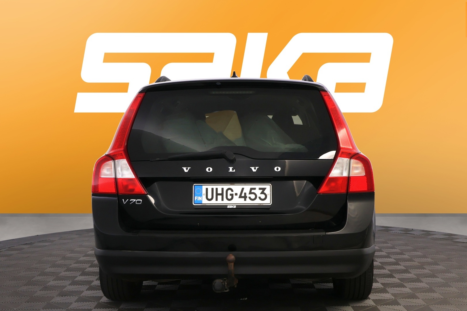VOLVO V70 2010