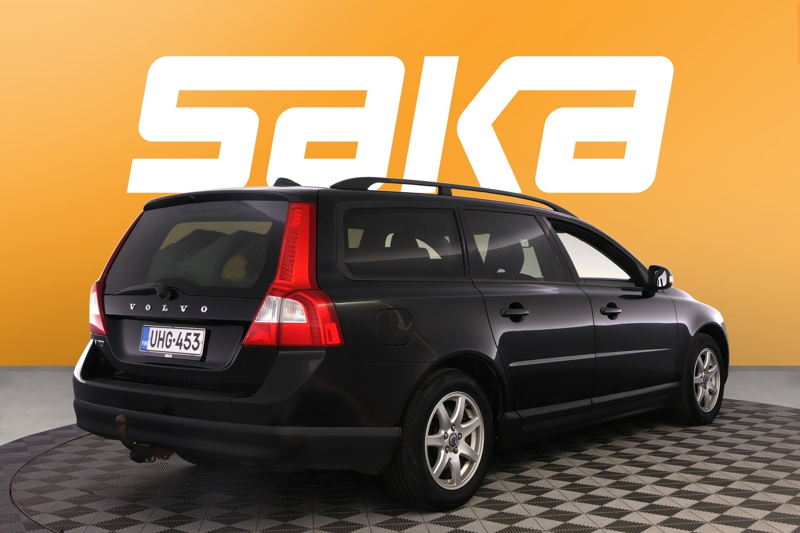 VOLVO V70 2010