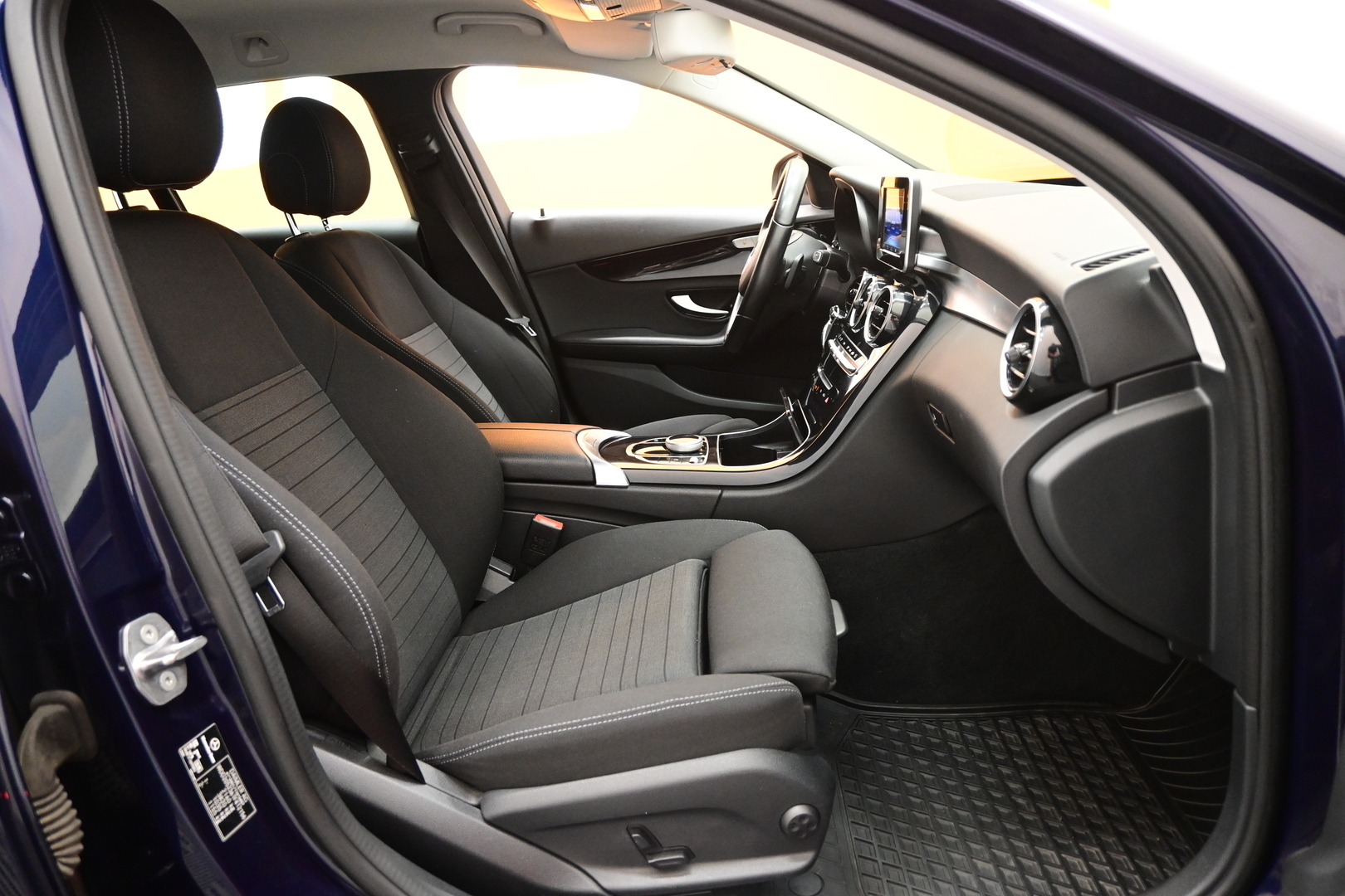 MERCEDES-BENZ C 2017