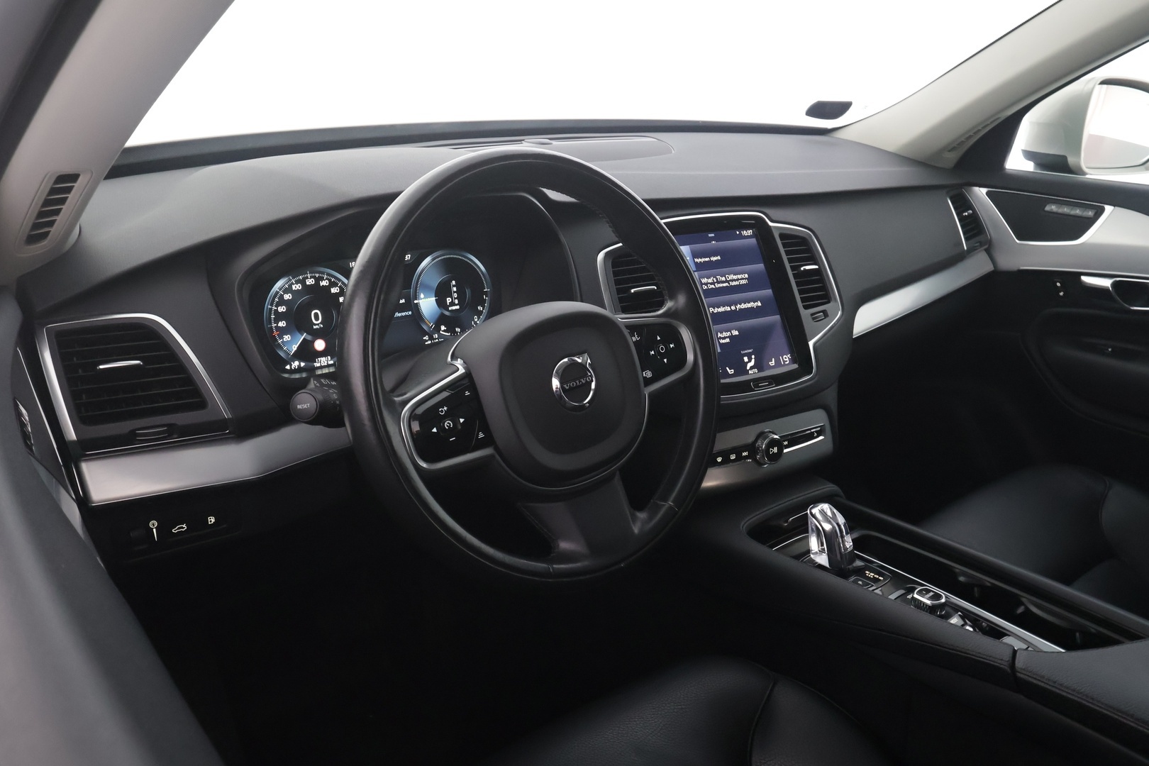 VOLVO XC90 2017