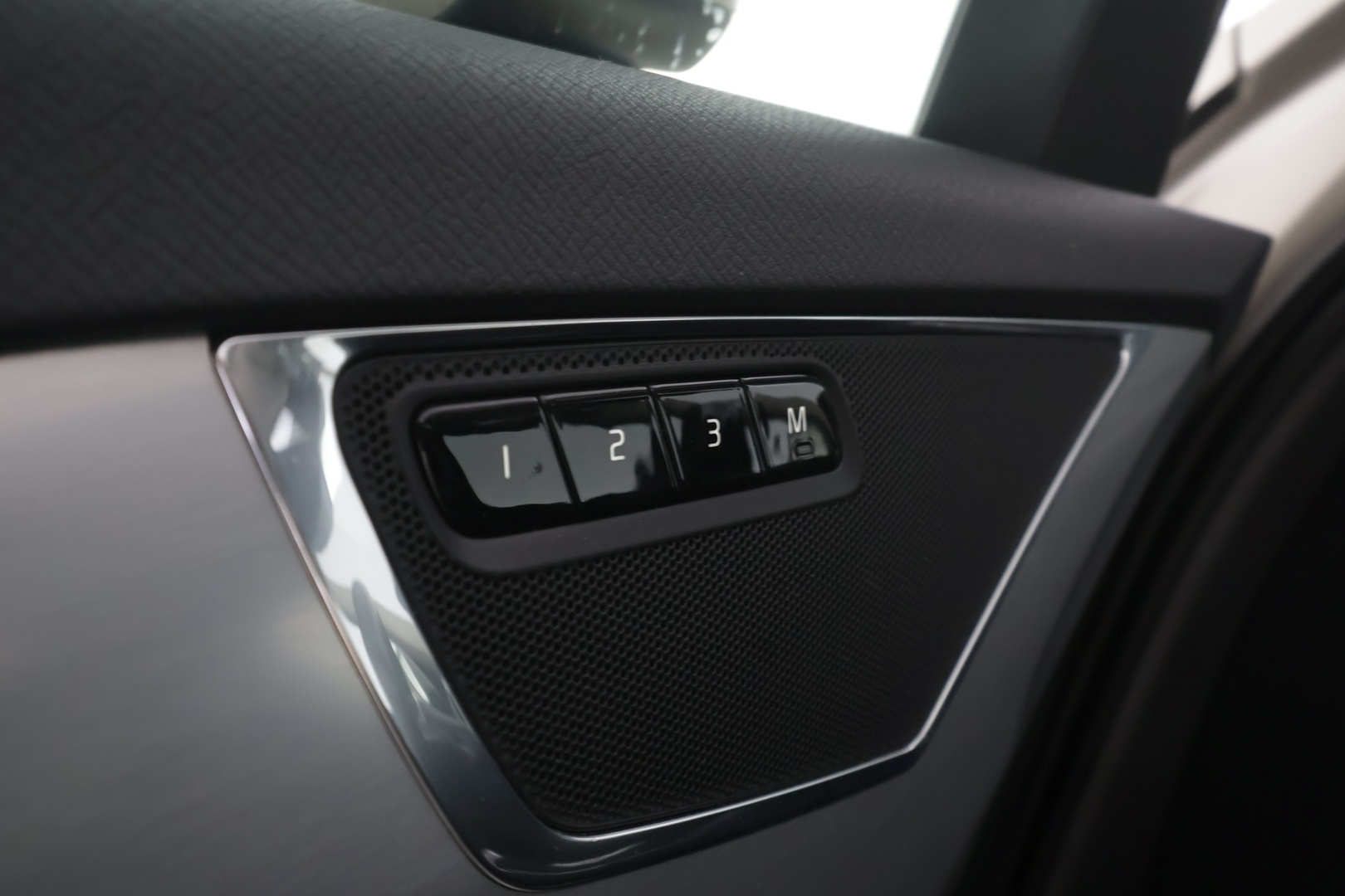 VOLVO XC90 2017