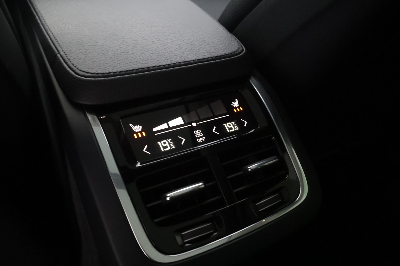 VOLVO XC90 2017