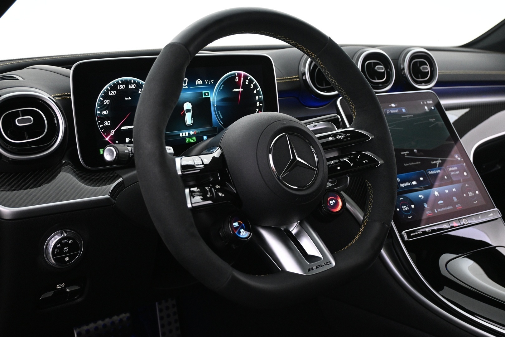 MERCEDES-BENZ C 63 AMG 2024