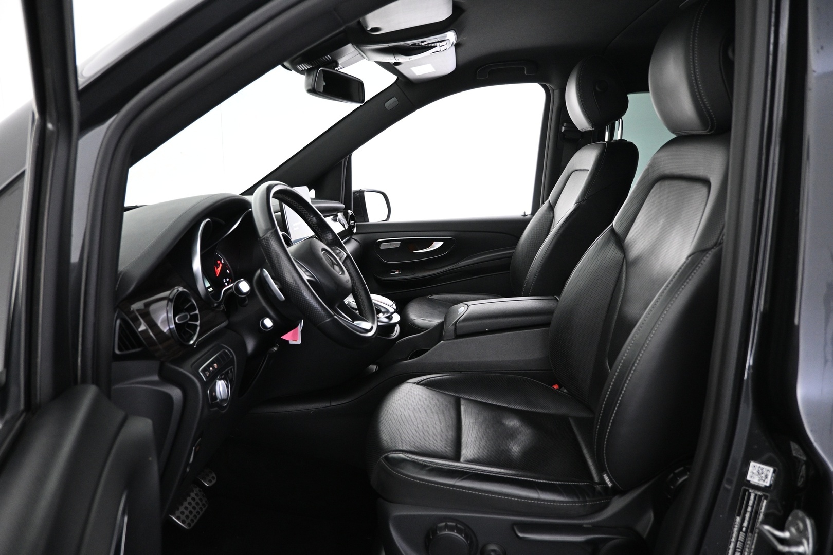 MERCEDES-BENZ V 2020