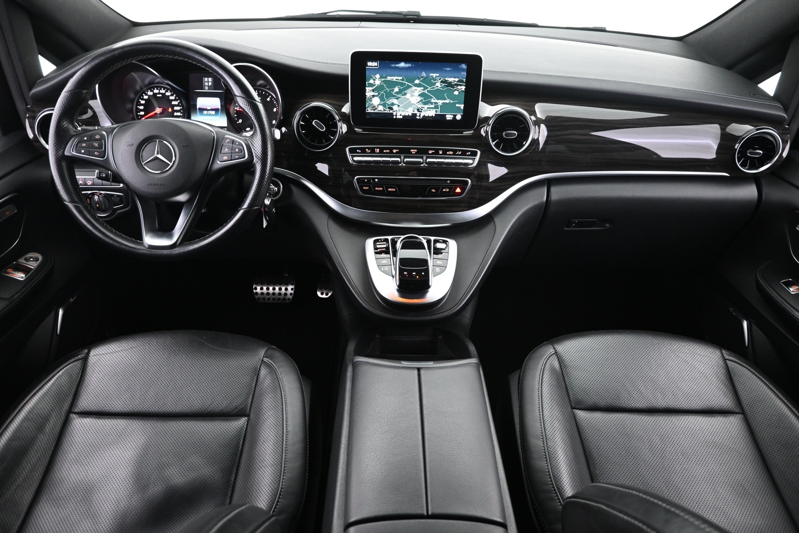 MERCEDES-BENZ V 2020