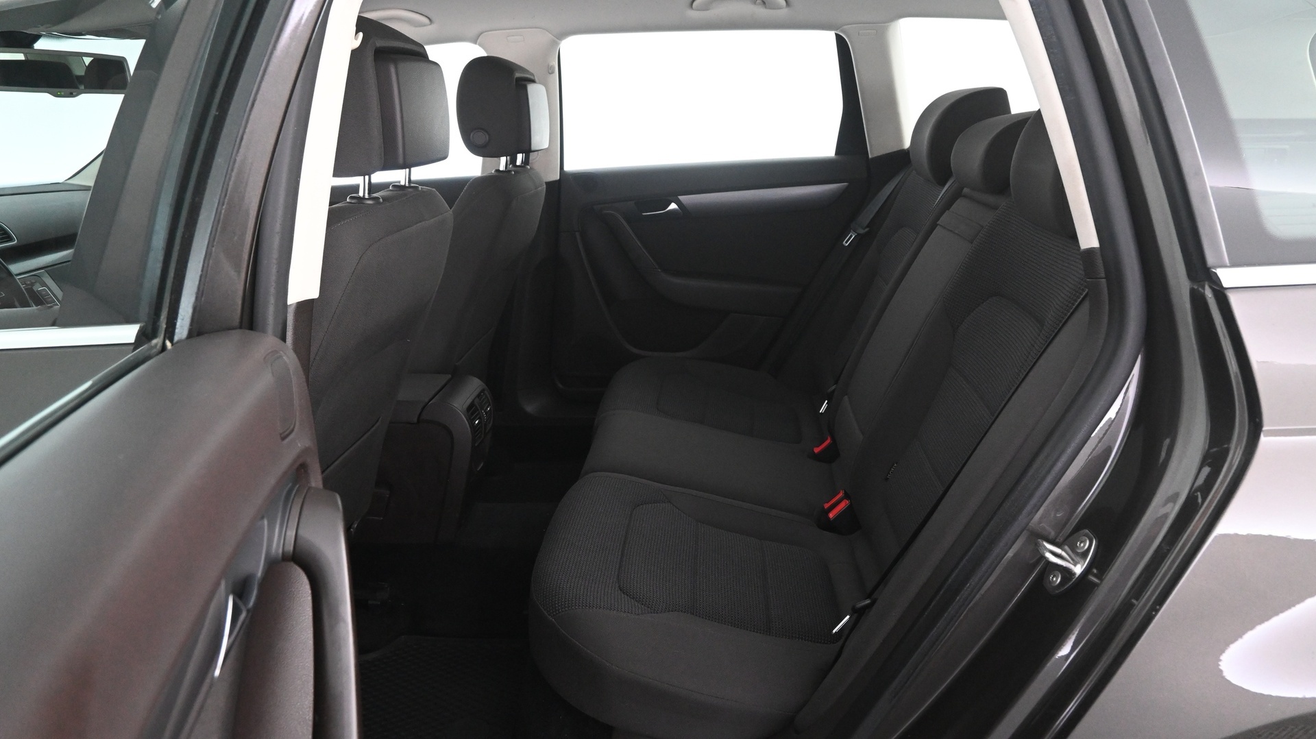 VOLKSWAGEN Passat 2012