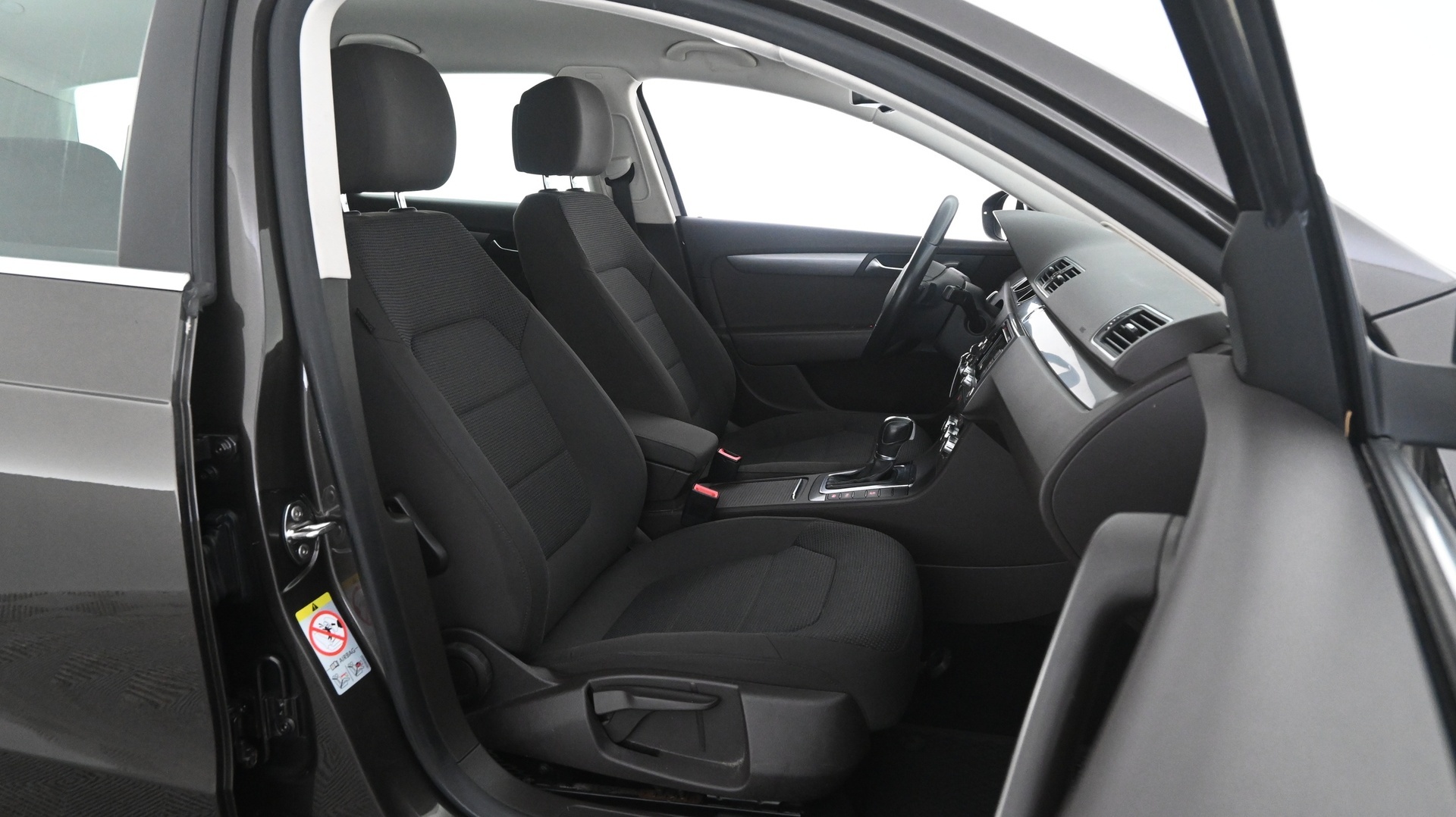 VOLKSWAGEN Passat 2012