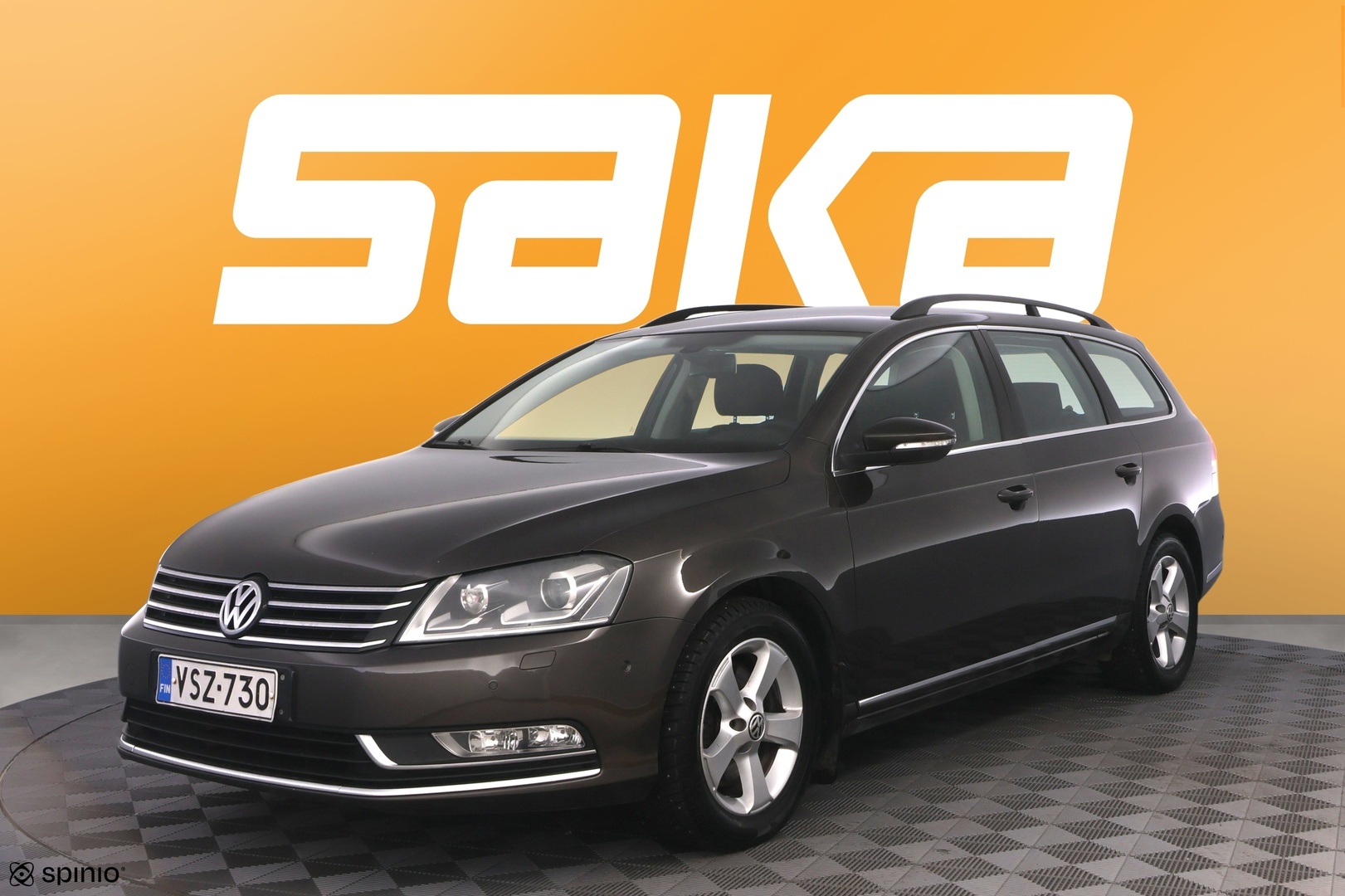 VOLKSWAGEN Passat 2012