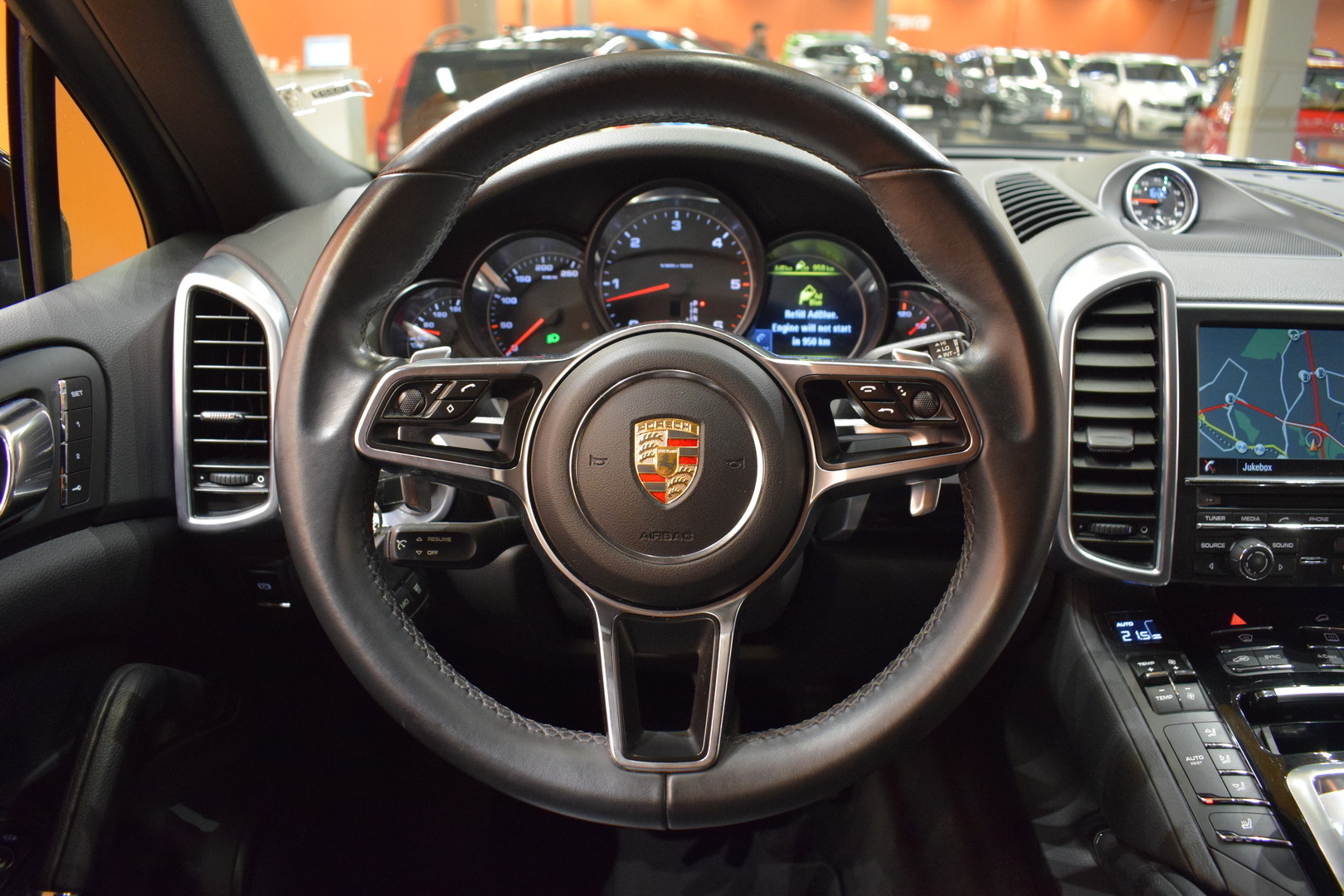 PORSCHE Cayenne 2015