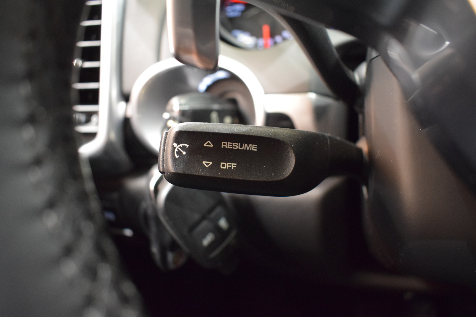 PORSCHE Cayenne 2015