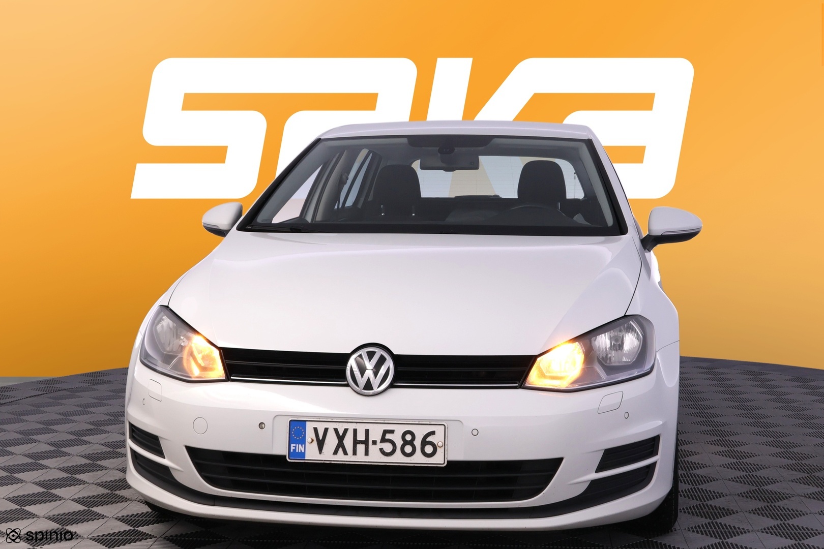 VOLKSWAGEN Golf 2014