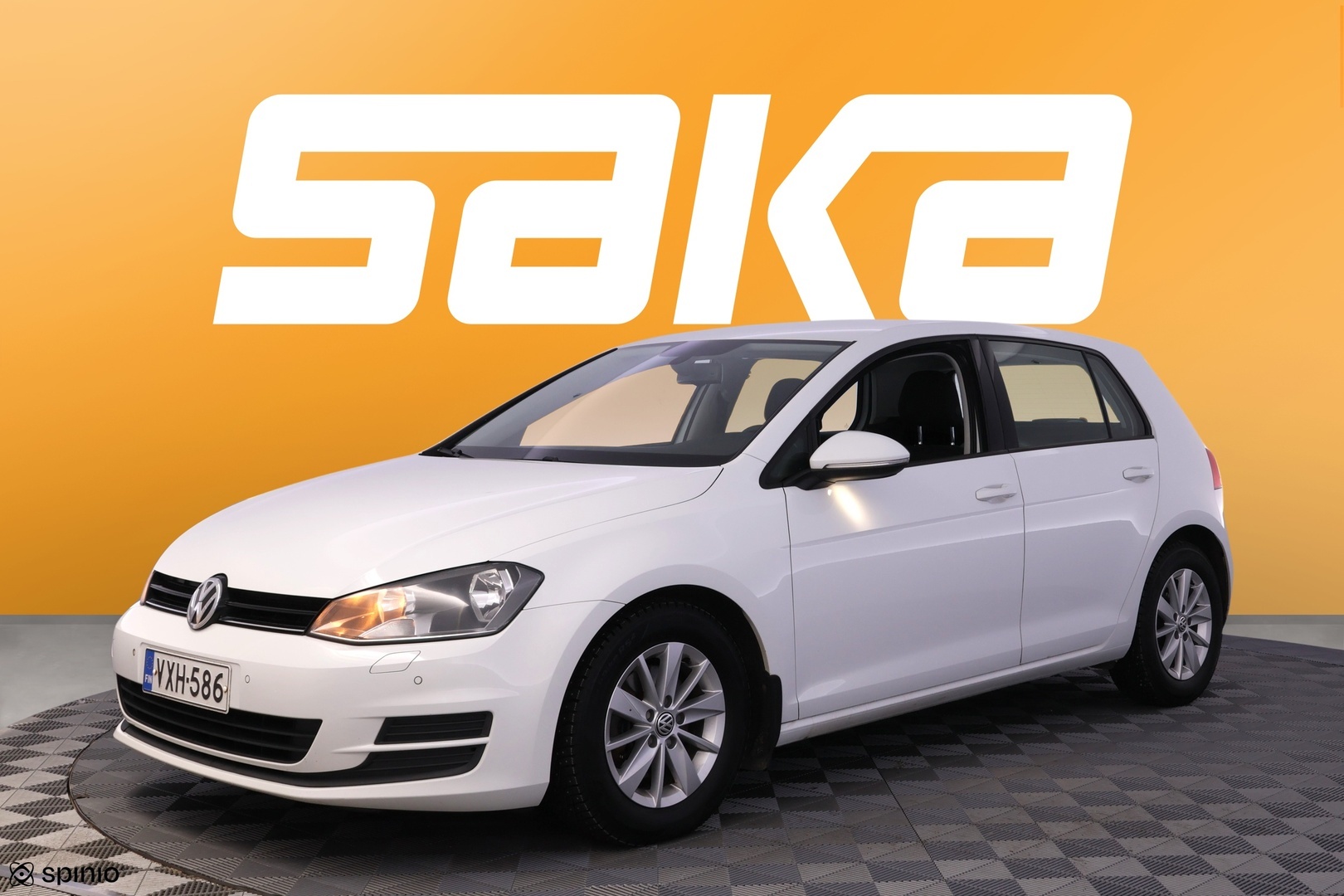 VOLKSWAGEN Golf 2014