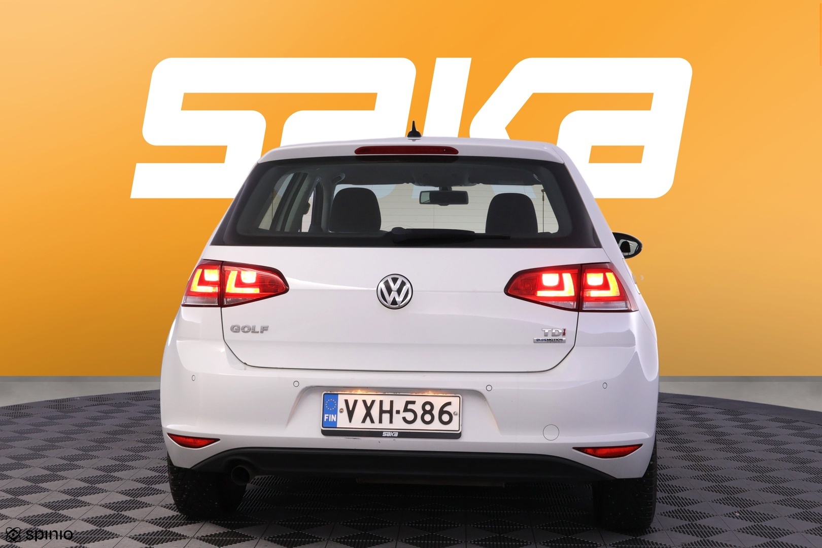 VOLKSWAGEN Golf 2014