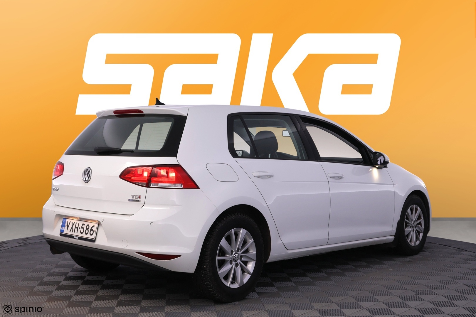 VOLKSWAGEN Golf 2014