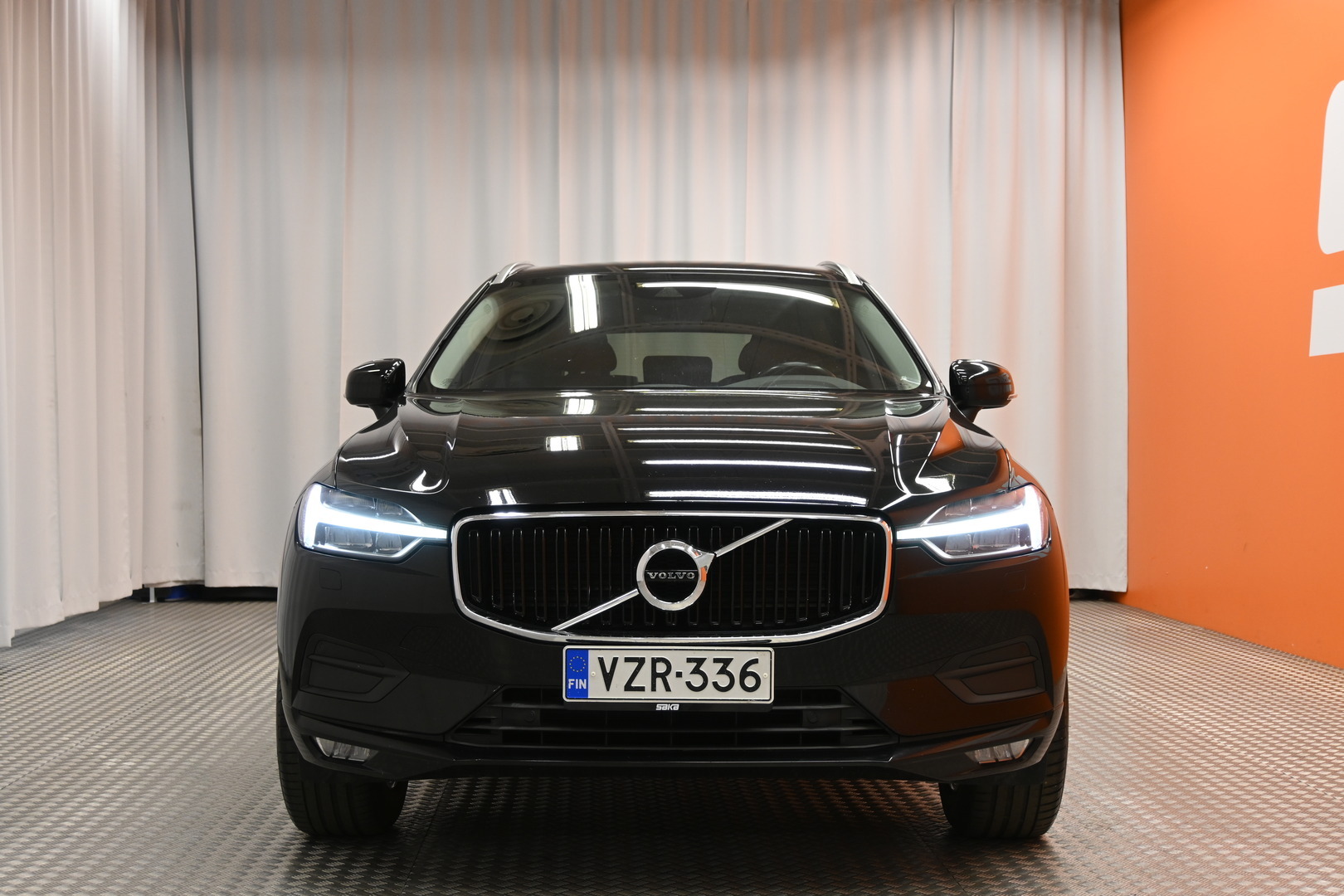 VOLVO XC60 2018