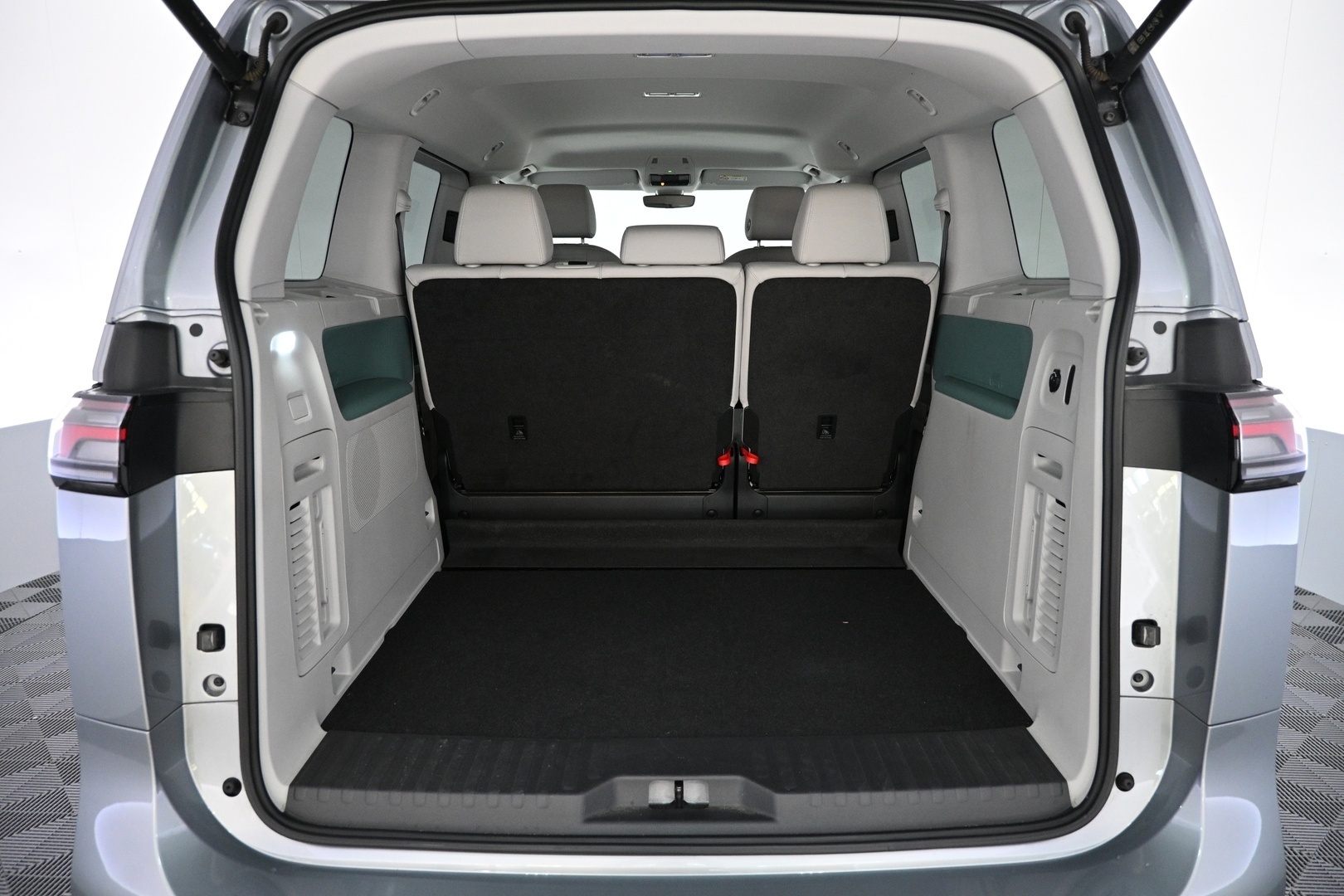 VOLKSWAGEN ID. Buzz 2023