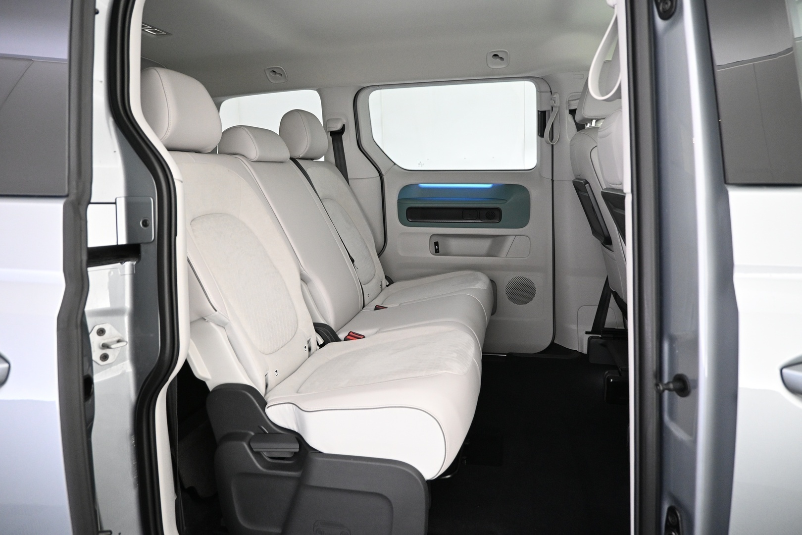 VOLKSWAGEN ID. Buzz 2023