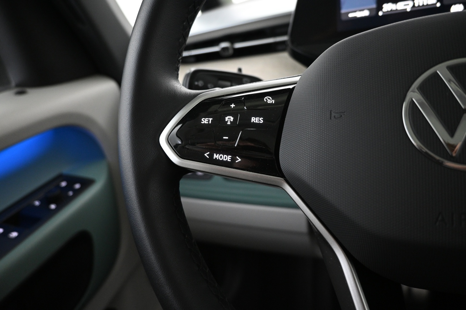 VOLKSWAGEN ID. Buzz 2023