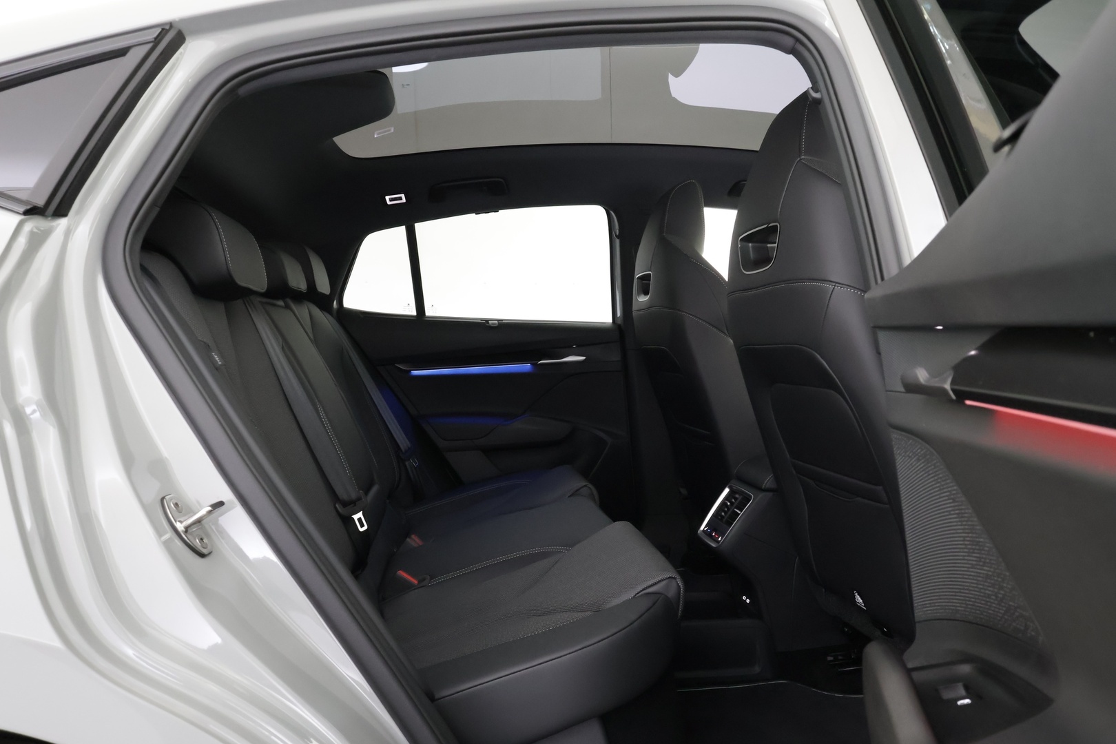 SKODA Enyaq 2026