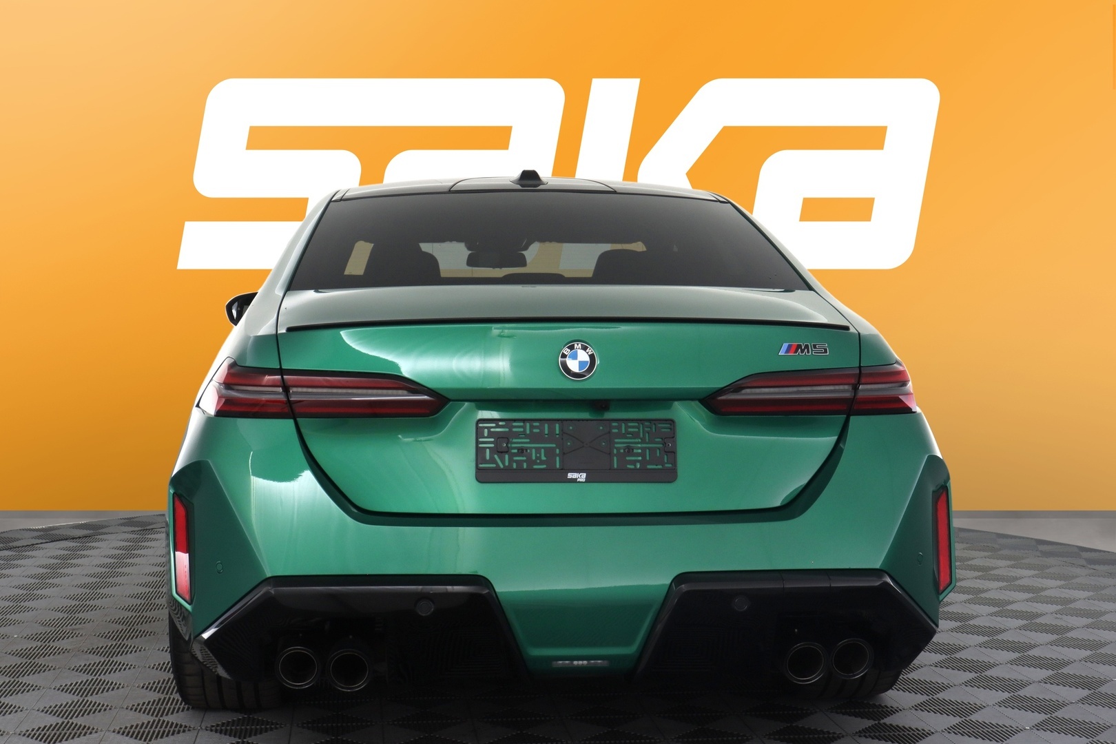 BMW M5 2025