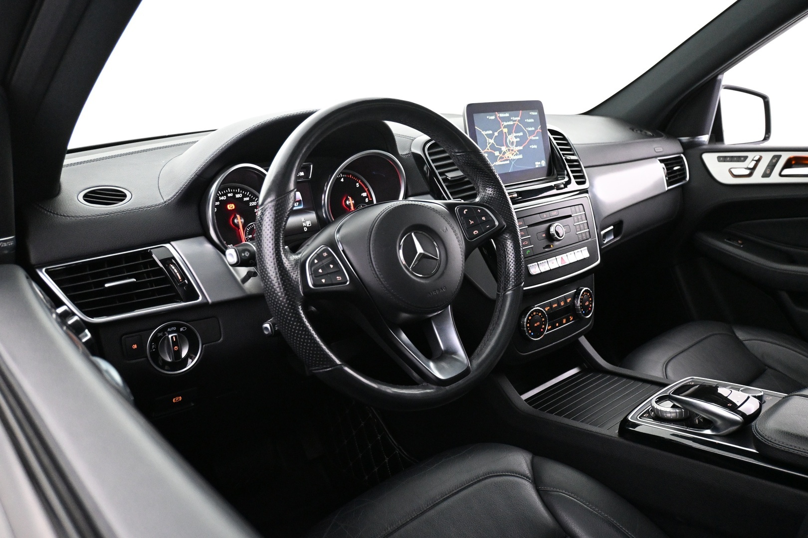 MERCEDES-BENZ GLS 2017