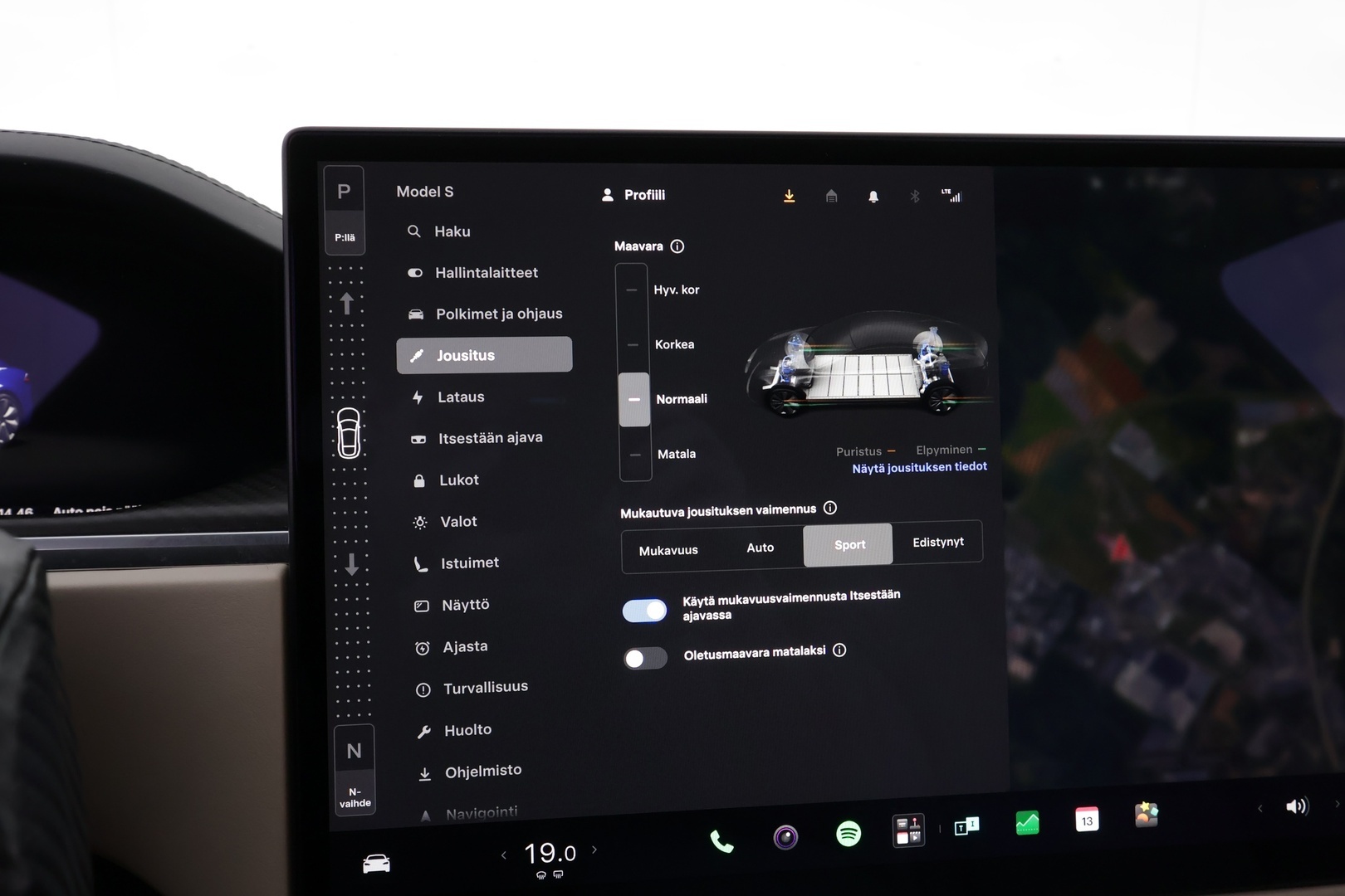 TESLA Model S 2023
