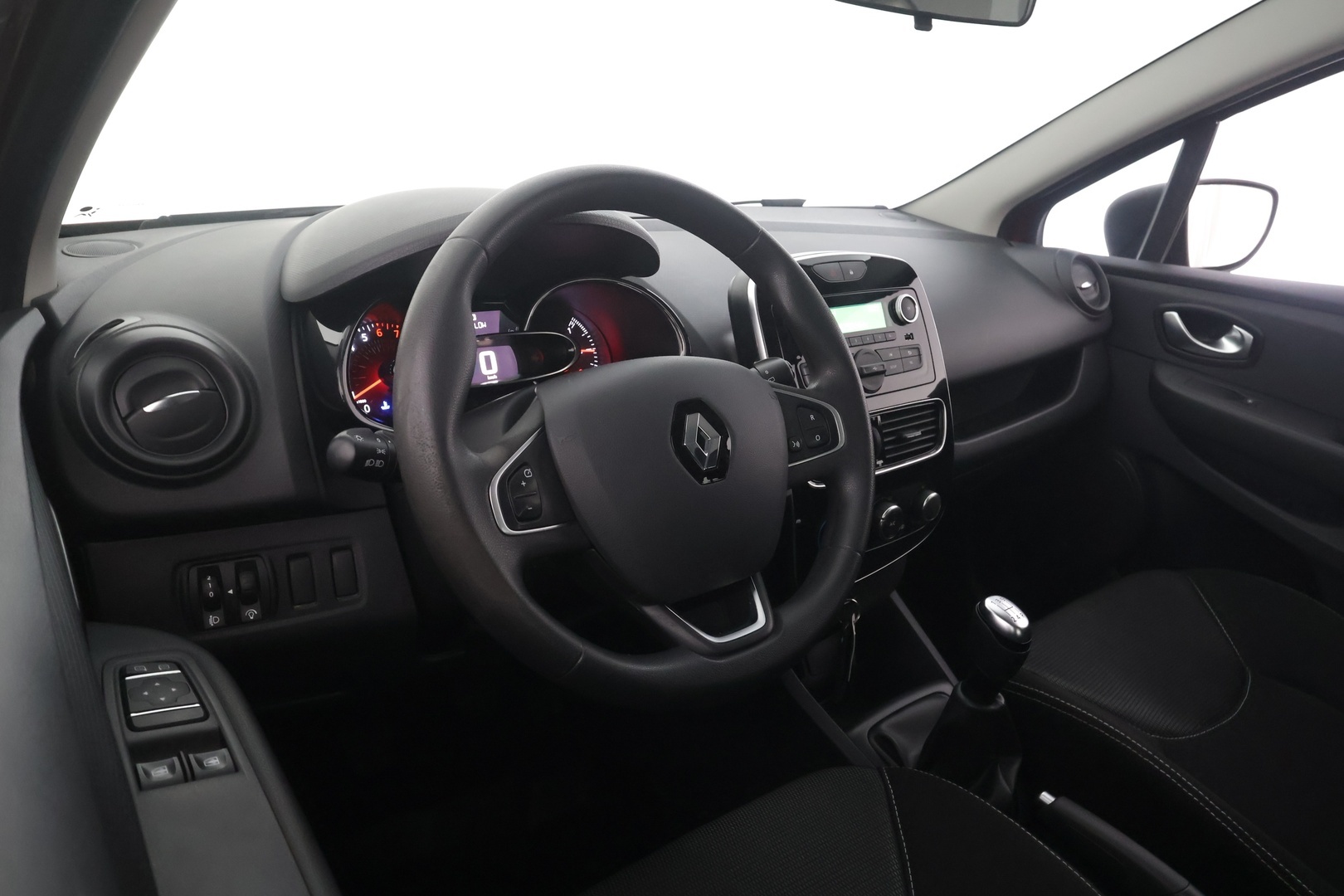 RENAULT Clio 2018