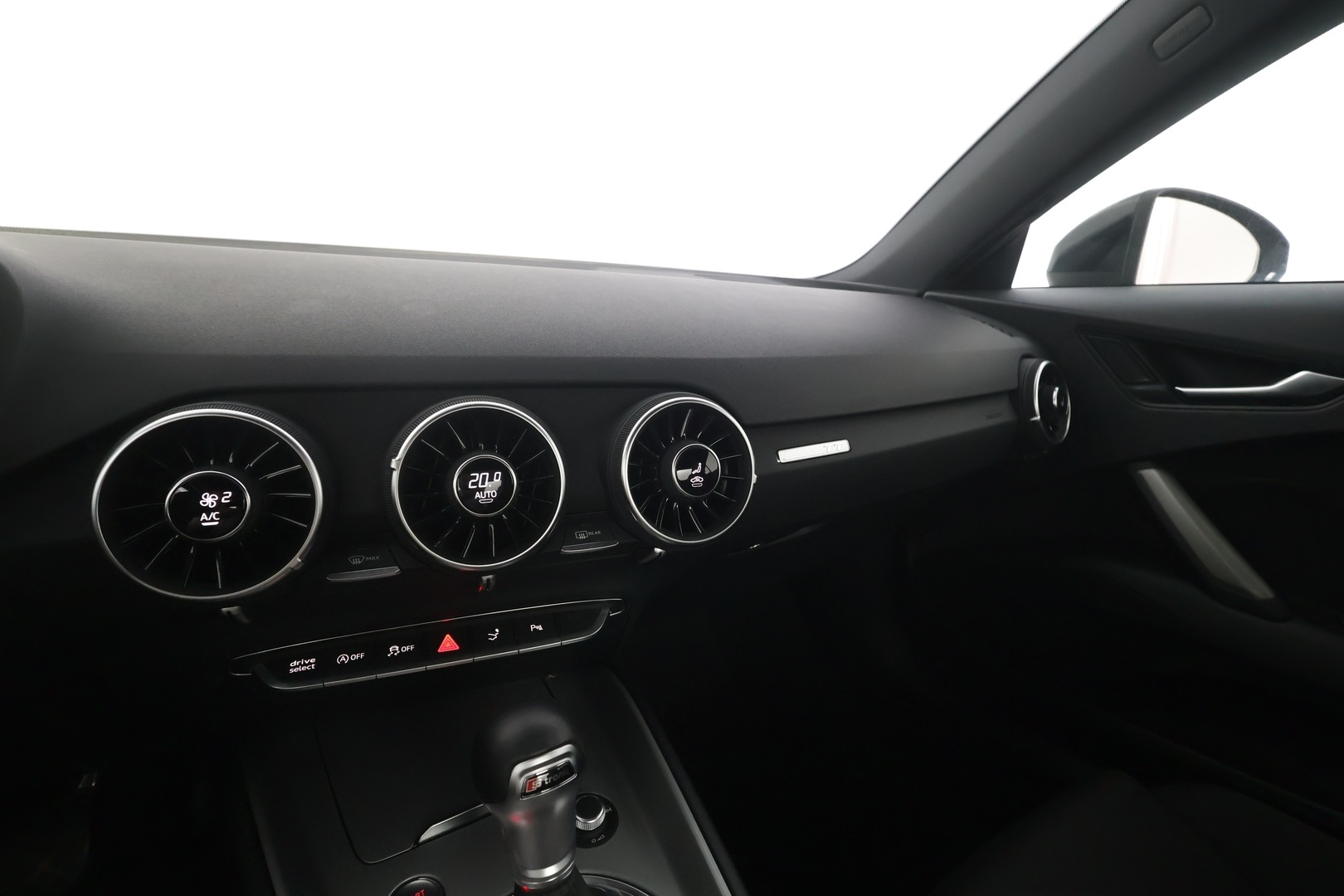 AUDI TT 2023