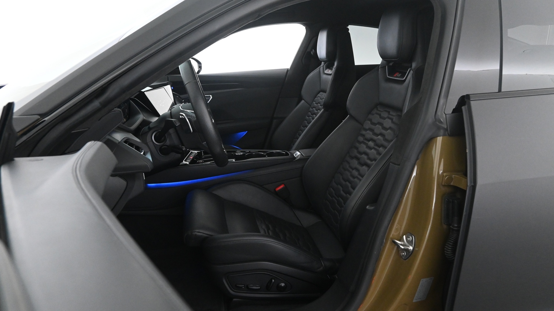 AUDI E-TRON GT RS 2022