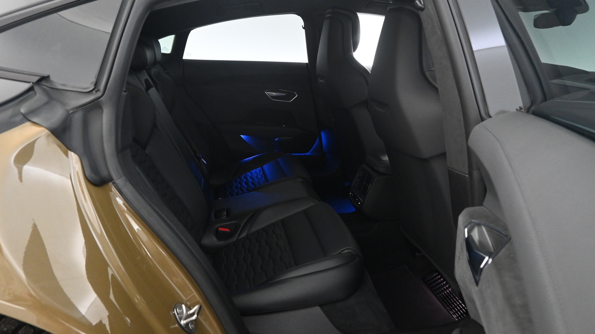 AUDI E-TRON GT RS 2022