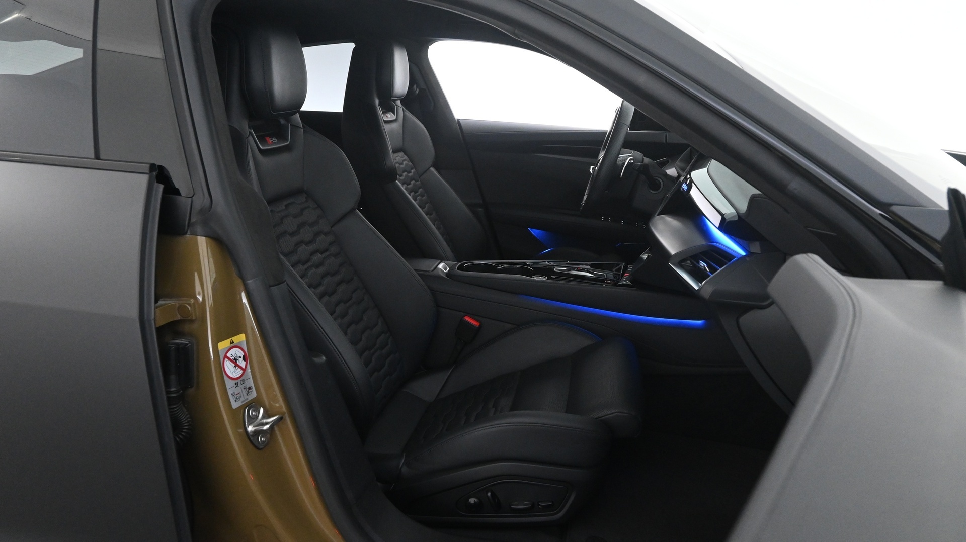 AUDI E-TRON GT RS 2022