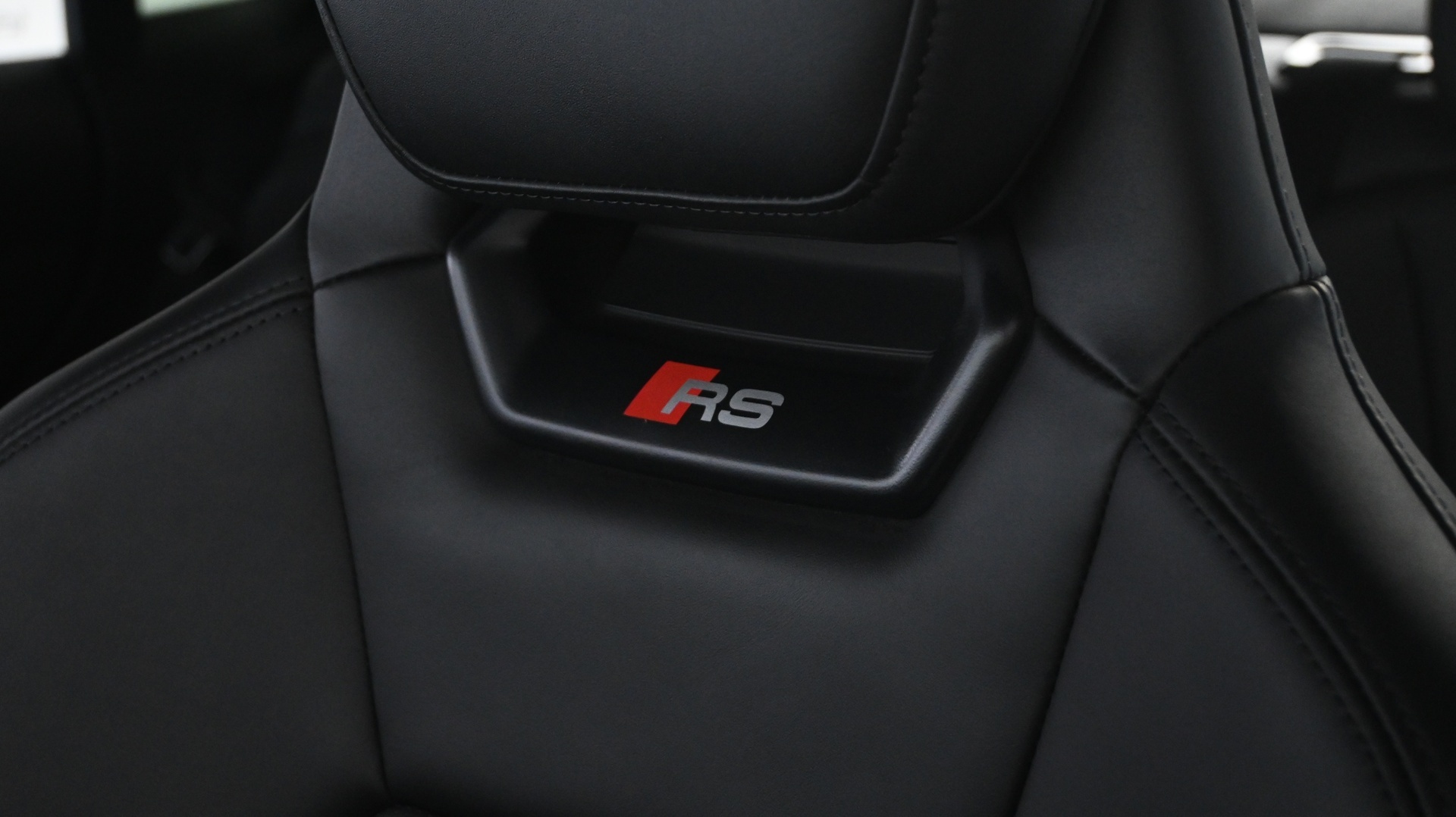 AUDI E-TRON GT RS 2022