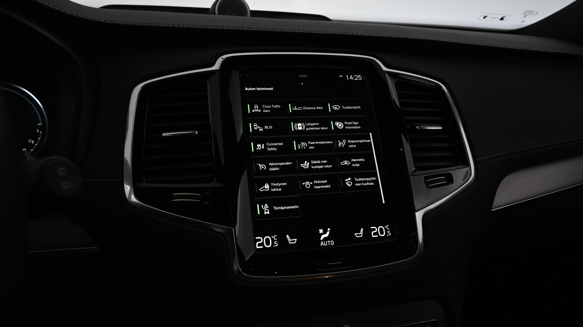 VOLVO XC90 2022
