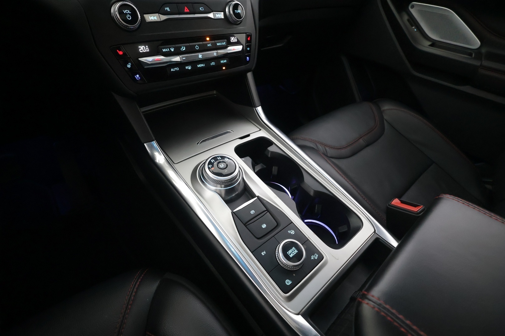 FORD Explorer 2020