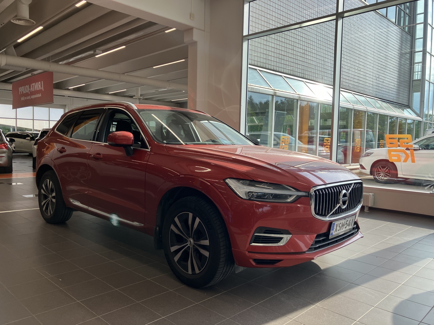 VOLVO XC60 2021