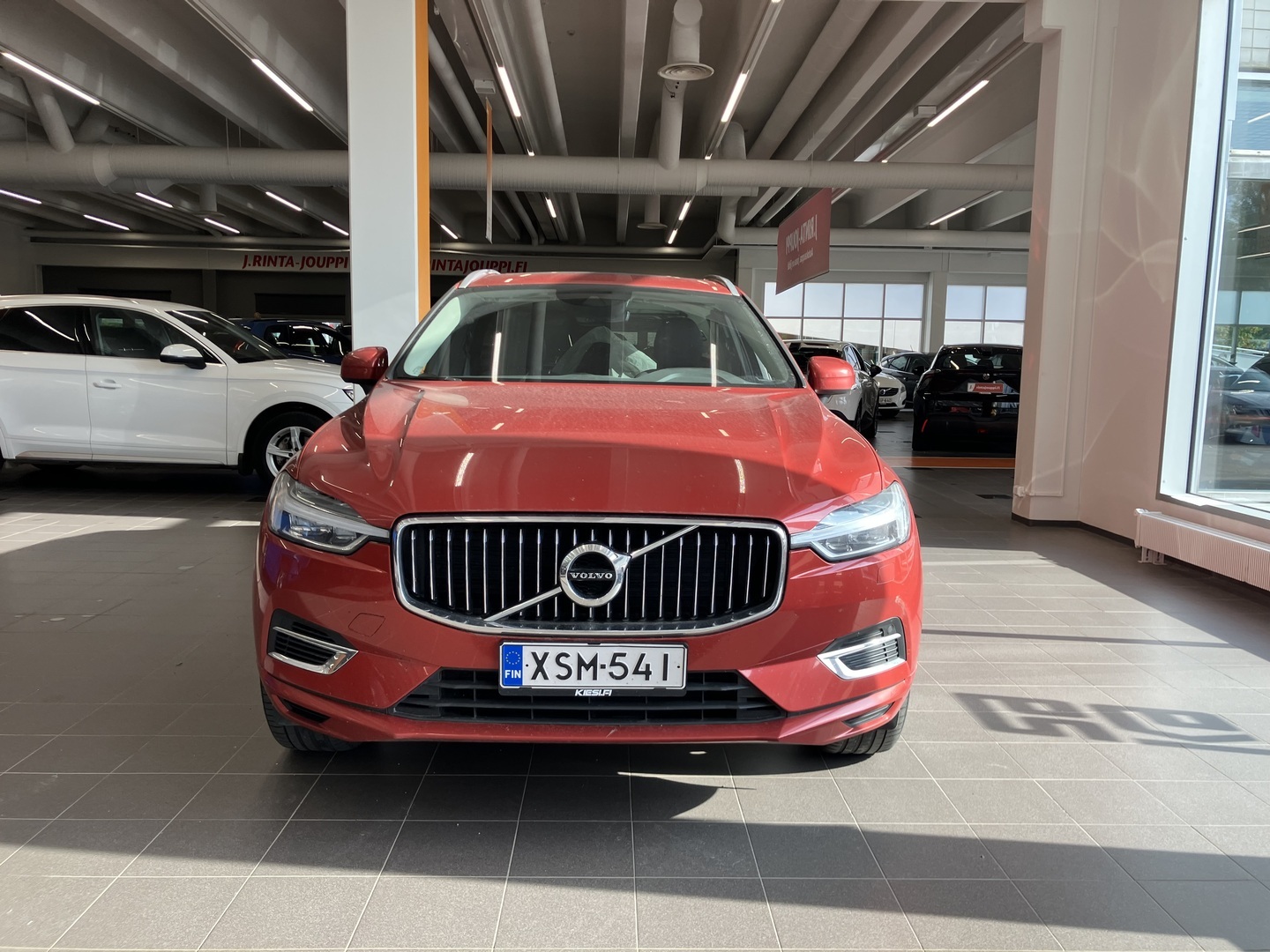 VOLVO XC60 2021