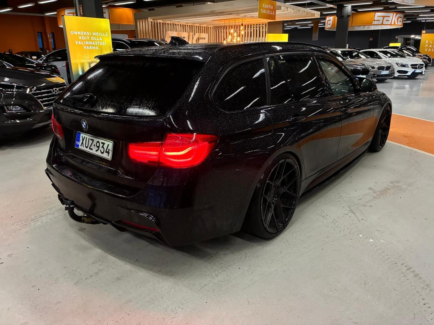 BMW 330 2014