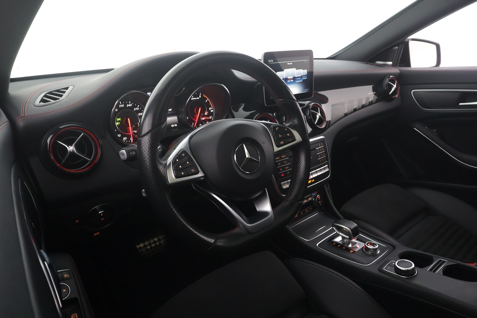 MERCEDES-BENZ CLA 45 AMG 2018